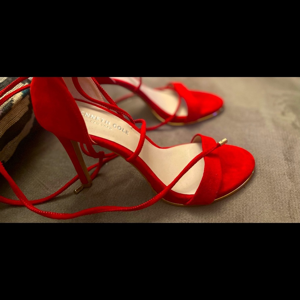 Kenneth Cole Berry Wraparound Heels - Picture 2 of 5
